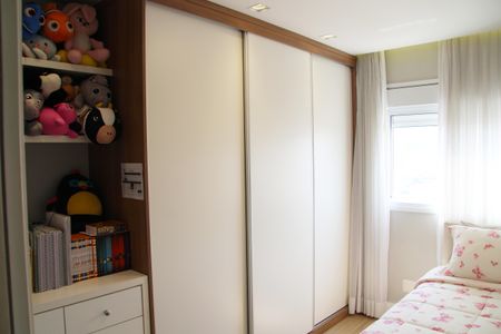 Apartamento à venda com 71m², 2 quartos e 2 vagasQuarto 
