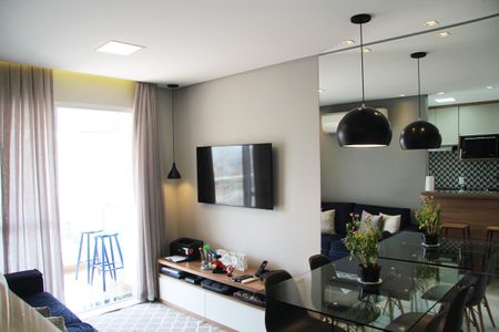 Sala de apartamento à venda com 2 quartos, 71m² em Vila Antonieta, Guarulhos