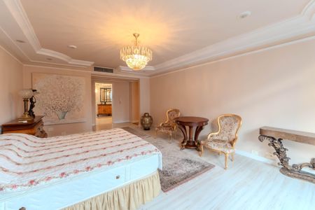 Apartamento à venda com 275m², 3 quartos e 4 vagasSuíte 1