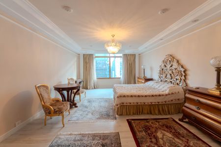 Apartamento à venda com 275m², 3 quartos e 4 vagasSuíte 1