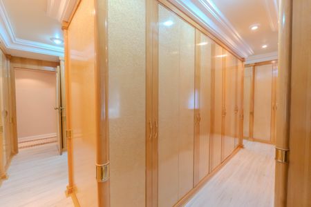 Apartamento à venda com 275m², 3 quartos e 4 vagasSuíte 1 - Closet