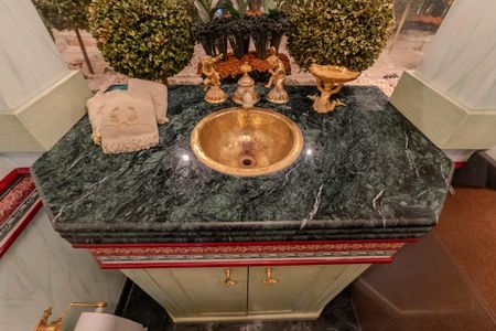 Apartamento à venda com 275m², 3 quartos e 4 vagasLavabo