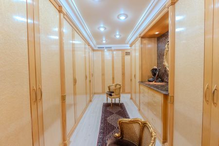 Apartamento à venda com 275m², 3 quartos e 4 vagasSuíte 1 - Closet