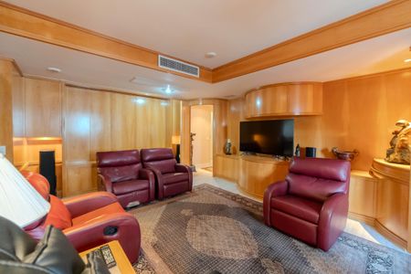 Apartamento à venda com 275m², 3 quartos e 4 vagasSala de TV