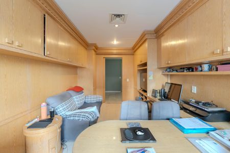 Apartamento à venda com 275m², 3 quartos e 4 vagasEscritório