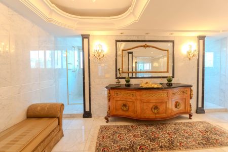 Apartamento à venda com 275m², 3 quartos e 4 vagasBanheiro da Suíte 1