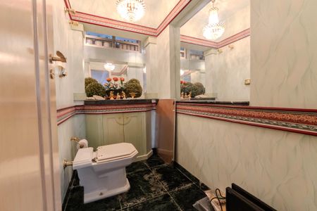 Apartamento à venda com 275m², 3 quartos e 4 vagasLavabo