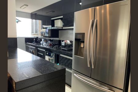 Apartamento à venda com 79m², 2 quartos e 2 vagas Apartamento à venda com 79m², 2 quartos e 2 vagasCozinha