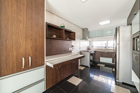 Apartamento para alugar com 178m², 3 quartos e 3 vagasCozinha