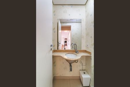 Apartamento para alugar com 178m², 3 quartos e 3 vagasBanheiro