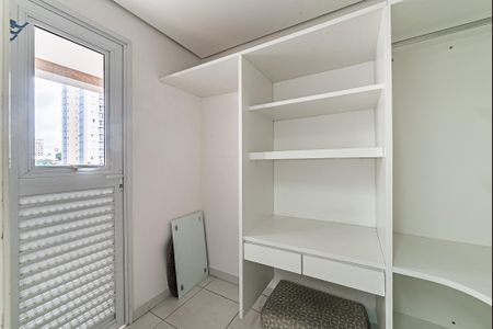 Apartamento para alugar com 178m², 3 quartos e 3 vagasCloset