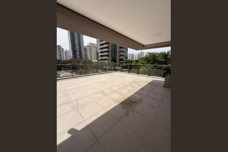 Apartamento à venda com 131m², 1 quarto e 1 vagaÁrea comum