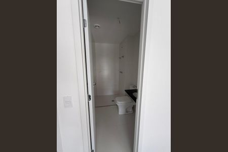 Apartamento à venda com 131m², 1 quarto e 1 vagaBanheiro