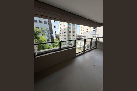 Apartamento à venda com 87m², 2 quartos e 1 vagaVaranda