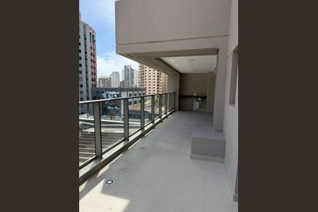Apartamento à venda com 101m², 2 quartos e 1 vagaVaranda