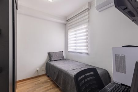Apartamento à venda com 130m², 4 quartos e 2 vagasQuarto