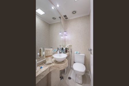 Apartamento à venda com 130m², 4 quartos e 2 vagasBanheiro