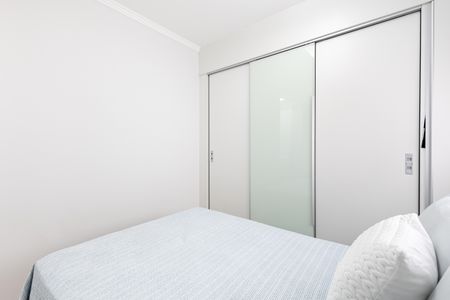Apartamento à venda com 130m², 4 quartos e 2 vagasQuarto
