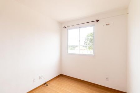 Quarto 1 de apartamento para alugar com 2 quartos, 43m² em Santa Cândida, Curitiba