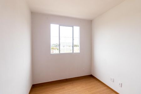 Quarto 2 de apartamento para alugar com 2 quartos, 43m² em Santa Cândida, Curitiba