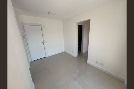 Sala de apartamento à venda com 2 quartos, 46m² em Jardim Santo Antoninho, São Paulo