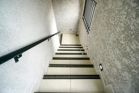 Studio para alugar com 28m², 1 quarto e sem vagaEscada