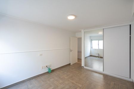 Casa à venda com 270m², 3 quartos e 2 vagasQuarto 1
