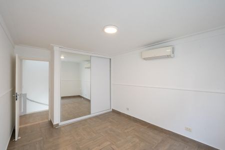 Casa à venda com 270m², 3 quartos e 2 vagasQuarto 1