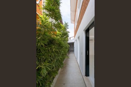 Casa à venda com 270m², 3 quartos e 2 vagasCorredor