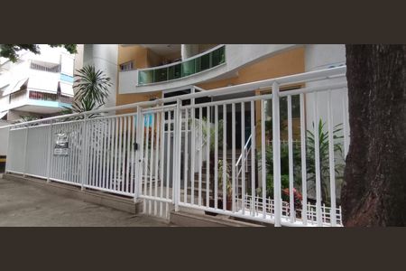 Apartamento à venda com 56m², 2 quartos e 1 vagaFachada
