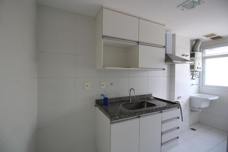 Apartamento à venda com 56m², 2 quartos e 1 vagaCozinha