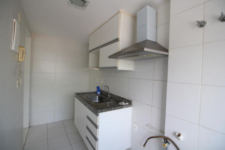 Apartamento à venda com 56m², 2 quartos e 1 vagaCozinha