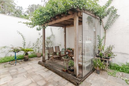 Casa à venda com 224m², 3 quartos e 2 vagasÁrea comum