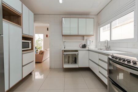 Casa à venda com 224m², 3 quartos e 2 vagasCozinha