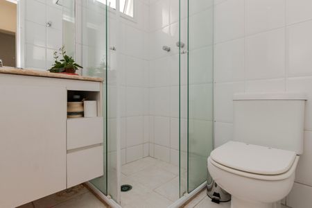 Casa à venda com 224m², 3 quartos e 2 vagasBanheiro da Suíte 2