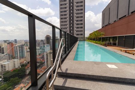 Apartamento para alugar com 28m², 1 quarto e sem vagaÁrea comum - Piscina