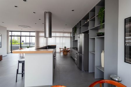 Apartamento para alugar com 28m², 1 quarto e sem vagaÁrea comum - Salão de Festas