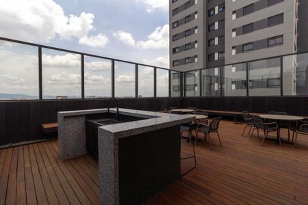 Apartamento para alugar com 28m², 1 quarto e sem vagaÁrea comum 