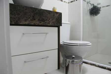 Apartamento à venda com 59m², 2 quartos e 1 vagaBanheiro Social