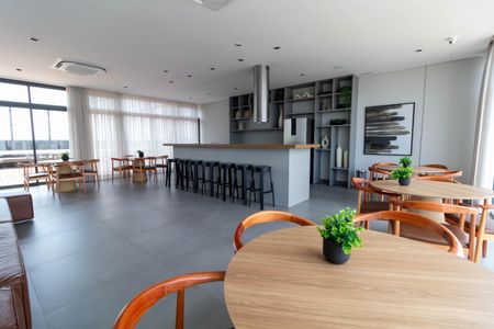 Apartamento para alugar com 32m², 1 quarto e sem vaga Apartamento para alugar com 32m², 1 quarto e sem vagaÁrea Comum - Salão de Festas