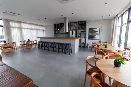 Apartamento para alugar com 32m², 1 quarto e sem vaga Apartamento para alugar com 32m², 1 quarto e sem vagaÁrea Comum - Salão de Festas