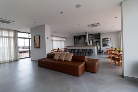 Apartamento para alugar com 32m², 1 quarto e sem vaga Apartamento para alugar com 32m², 1 quarto e sem vagaÁrea Comum - Salão de Festas