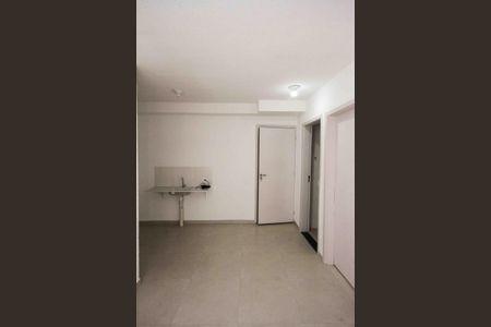 Sala de apartamento para alugar com 2 quartos, 35m² em Fazenda da Juta, São Paulo