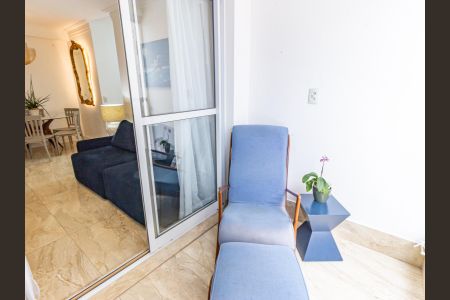 Apartamento para alugar com 70m², 3 quartos e 1 vagaVaranda