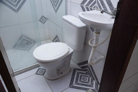 Apartamento para alugar com 52m², 2 quartos e sem vaga Apartamento para alugar com 52m², 2 quartos e sem vagaBanheiro