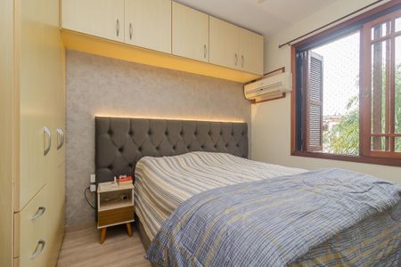 Casa de condomínio à venda com 197m², 3 quartos e 2 vagas Casa de condomínio à venda com 197m², 3 quartos e 2 vagasSuíte