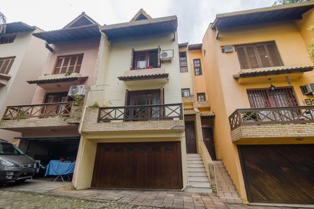 Casa de condomínio à venda com 197m², 3 quartos e 2 vagas Casa de condomínio à venda com 197m², 3 quartos e 2 vagasÁrea comum