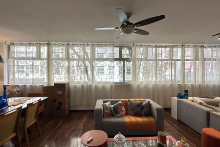 Apartamento à venda com 180m², 3 quartos e 1 vaga Apartamento à venda com 180m², 3 quartos e 1 vagaSala