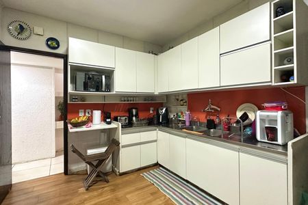 Apartamento à venda com 180m², 3 quartos e 1 vaga Apartamento à venda com 180m², 3 quartos e 1 vagaCozinha