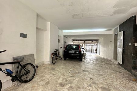 Apartamento à venda com 180m², 3 quartos e 1 vaga Apartamento à venda com 180m², 3 quartos e 1 vagaGaragem
